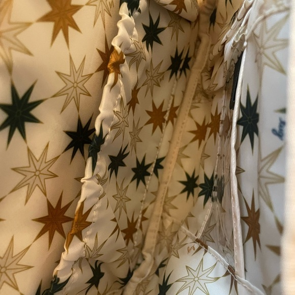 Lug Bebop champagne Bag with free heart pouch NWOT - Picture 3 of 4